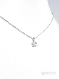 Collana in oro con diamanti