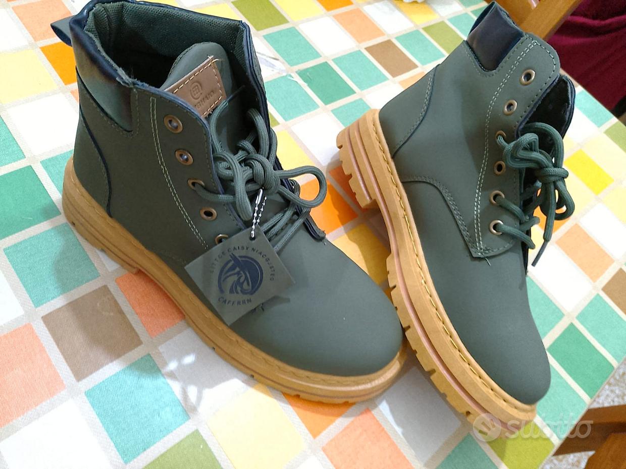 Scarpe simili sales alle timberland