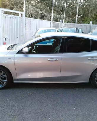 Ford Focus 1.0 EcoBoost Hybrid 155 CV Powershift 5