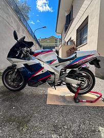 Yamaha FZR 1000 exup
