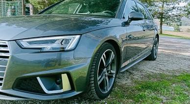 AUDI A4 40 TDI 190 CV S LINE