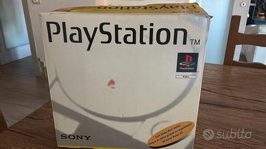 Sony PlayStation PS1 SCPH-5502 completa di scatola