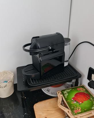 Macchina caffè Nespresso INISSIA DeLonghi