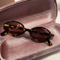 Occhiali da sole ovali per uomo e donna