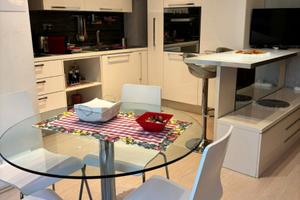 [METRO B per COLOSSEO] Casa con parcheggio e parco