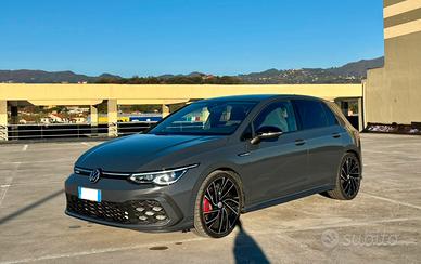 Volkswagen golf 8 GTD iq light 19”