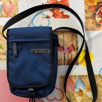 Borsello a tracolla Invicta