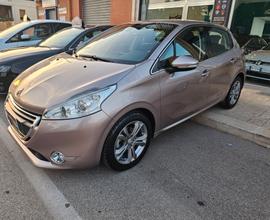 PEUGEOT 208 1.4 HDI 68CV ALLURE