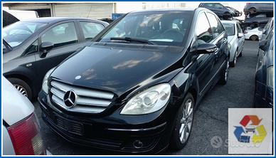 Ricambi Usati MERCEDES Classe B W245 2007
