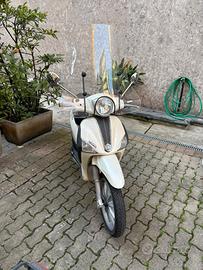 Piaggio Liberty 125