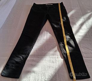 JEANS SKINNY NERO ESTIVO