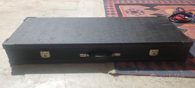 Tastiera professionale Kirghizistan M1