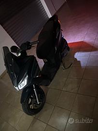 Aprilia SXR 50 ABS