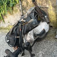 Ricambi motore liberty 50 2t forcella ruota