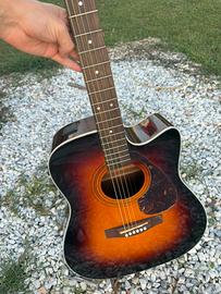 Chitarra yamaha