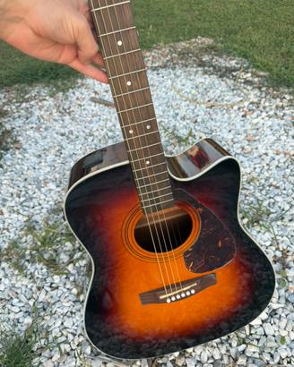 Chitarra yamaha