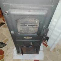 stufa a legna/ condizionatore