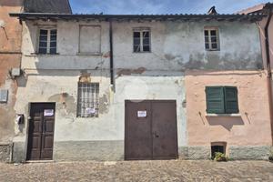 CASA SEMINDIPENDENTE A ARENA PO