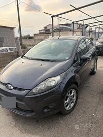 Ford Fiesta 1.4 benzina e gas