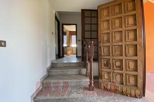 Casa singola piano unico con ampio giardino