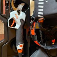 Forbice professionale a batteria Stihl Asa 140