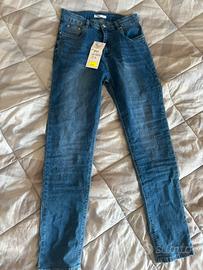 Jeans, donna nuovi