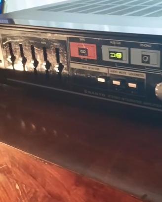 Amplificatore Sanyo A-36 anni 80 made in Japan 