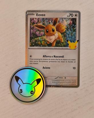 carta pokemon Eevee con moneta 30th