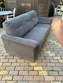Divano simil alcantara(tessuto)