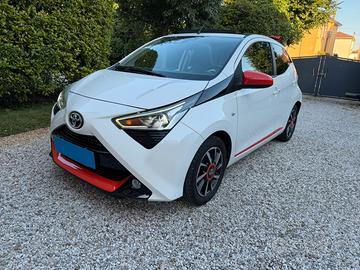 Toyota Aygo X-WAVE ORANGE