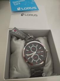 Orologio da  uomo Lorus 5ATM in acciaio 