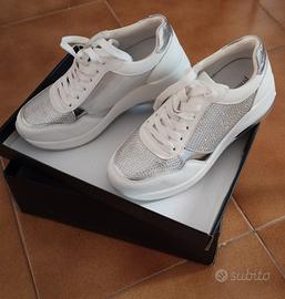 scarpe Primadonna nr.36 nuovissime 