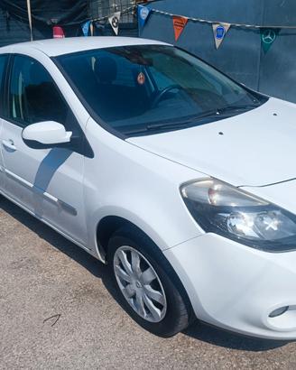 Renault Clio 1.2 16V 5 porte GPL Yahoo!