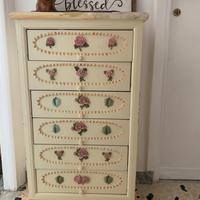 Cassettiera stile shabby