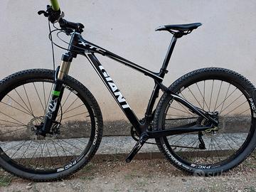 Mtb Full carbon Giant XTC 29"
