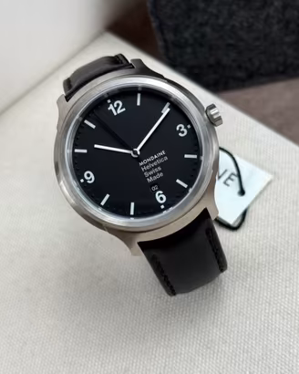 Orologio MONDAINE HELVETICA NO1 BOLD