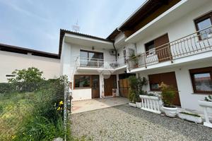 4 LOCALI A PAVONE CANAVESE