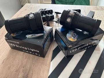 Torcia per immersione subacquea a LED 12000LM