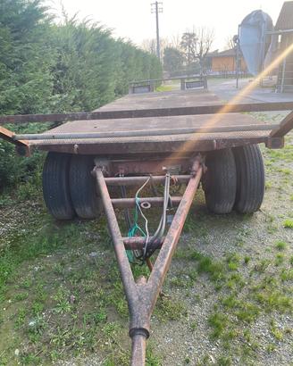 Trattore spandi letame omologato