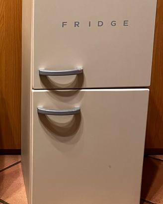 Frigorifero in legno per bambini zara home