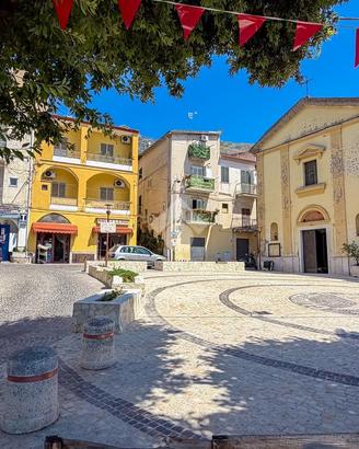 2 LOCALI A FORMIA