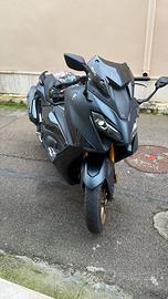Tmax 560