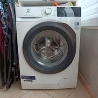 lavatrice 8kg Electrolux 