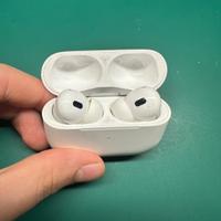Apple AirPods Pro 2 (2022)