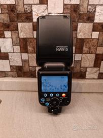 Flash Neewer NW910 per Nikon