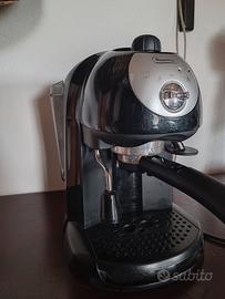 macchina da caffè delonghi