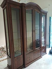 vetrina/cristalliera in legno