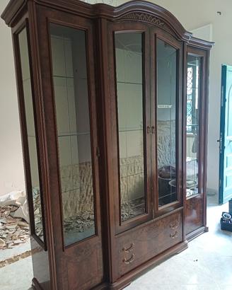 vetrina/cristalliera in legno