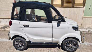 mini auto elettrica monoposto
