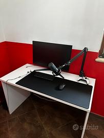Postazione gaming completa